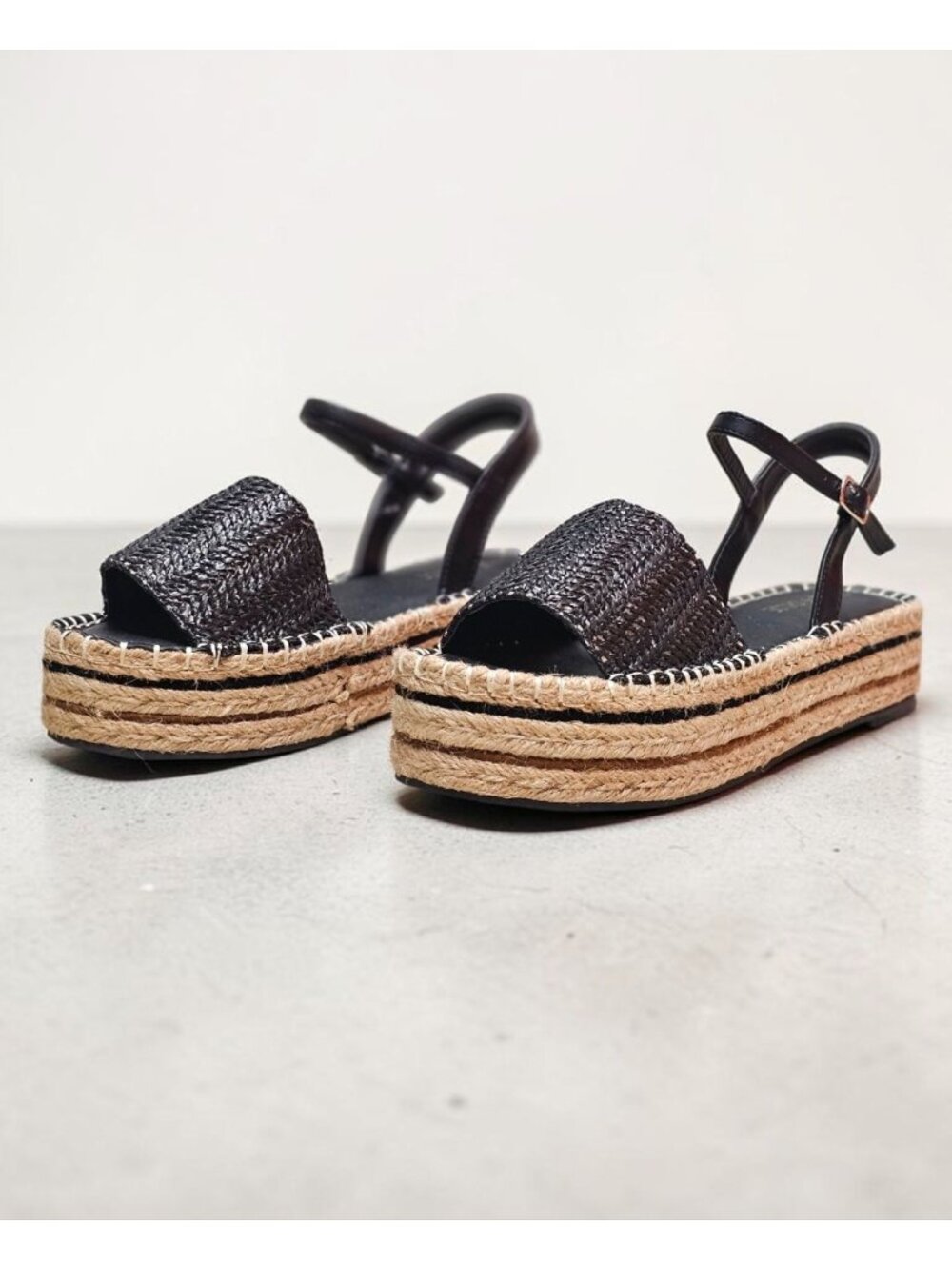Chase + Chloe Black Woven Straw Platform Sandals With Adjustable Strap Womens Si